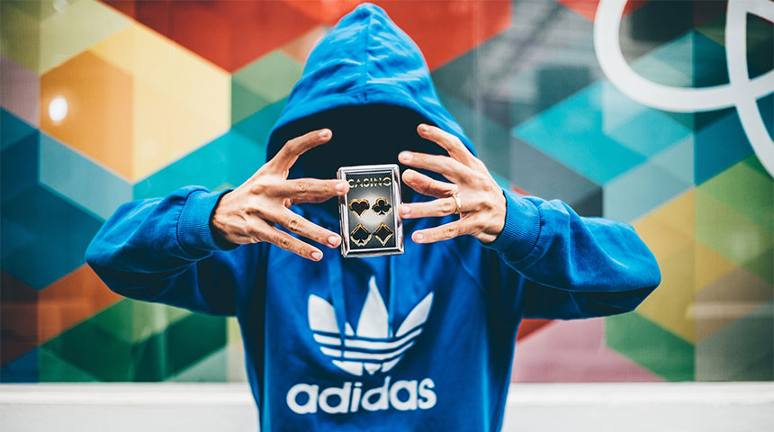 hood blue - 2 Reasons Why Casinos Should Host Magic Events